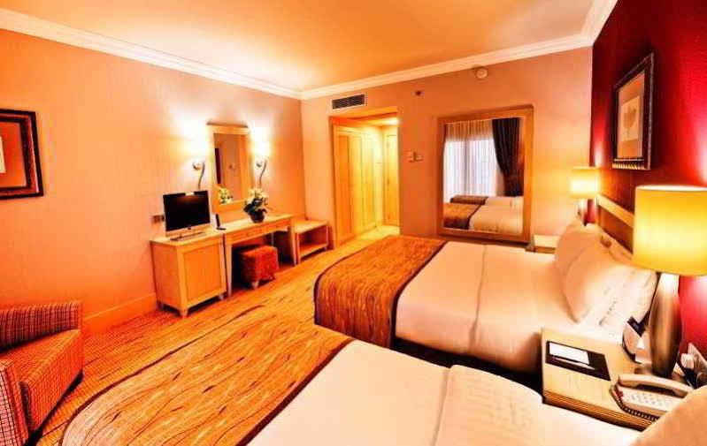 Mercure Cyprus Casino Hotels & Wellness Resort Agios Epiktitos Екстер'єр фото